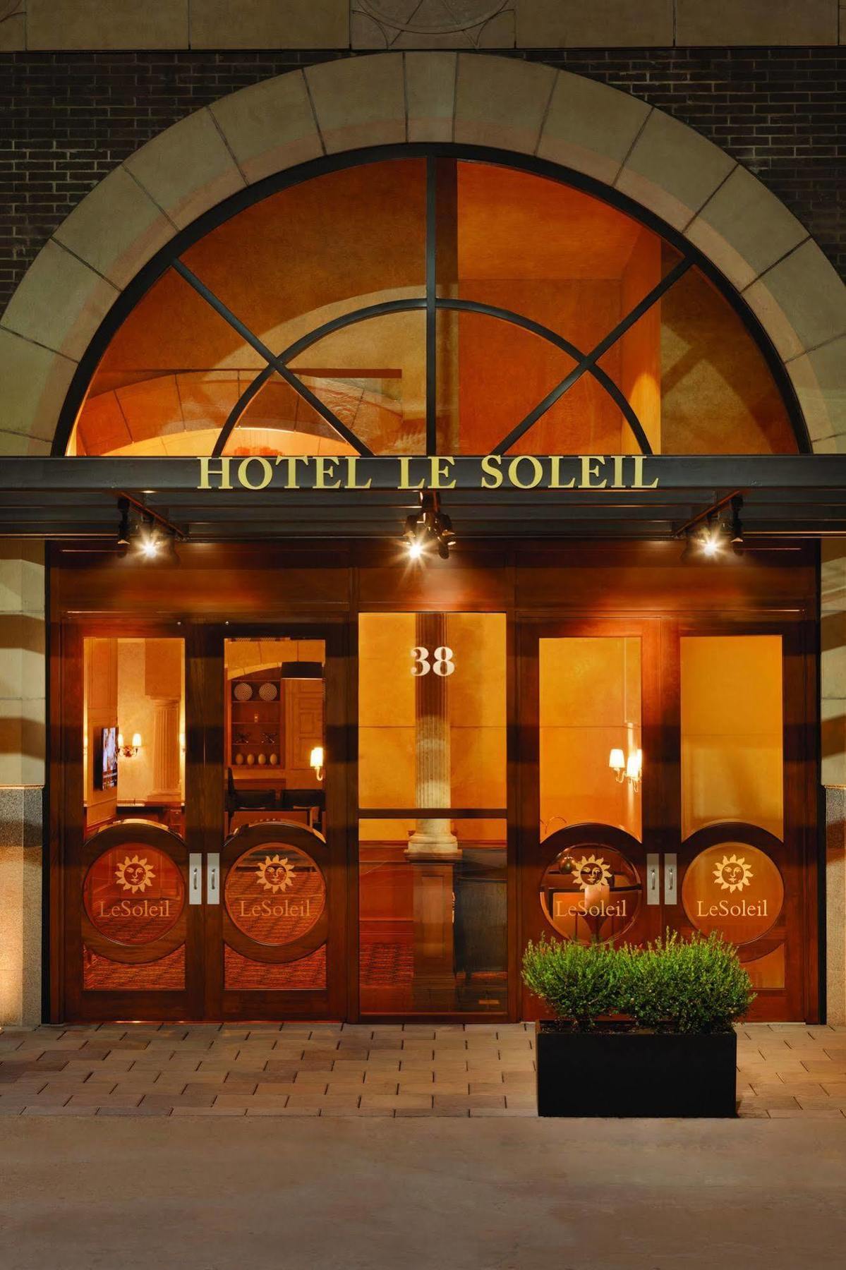 Executive Hotel Le Soleil Нью-Йорк Екстер'єр фото